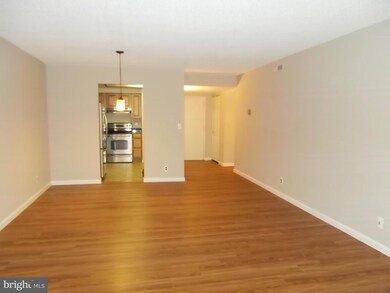 7661 Provincial Dr unit 314, West McLean, VA 22102 - photo 4