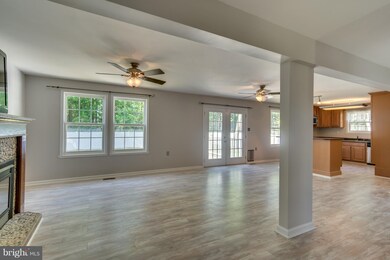 107 Greenway Dr, Colonial Beach, VA 22443 - photo 2