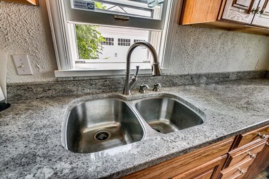 1410 Regent St, Niles, MI 49120 - photo 7