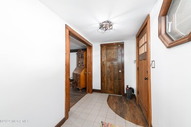 11 Jupiter St, Middletown, NJ 07748 - photo 5