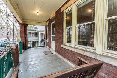 2662 Summit Porch2