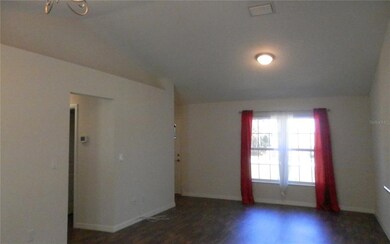 Open-Concept living room/dining room combo