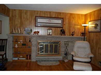 5823 Scenic Ct, Minnetonka, MN 55345 - photo 2