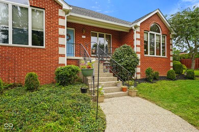 654 Kinney Ln, Columbus, IN 47201 - photo 6