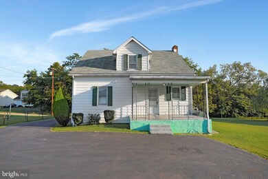 230 Columbia St, Bolivar, WV 25425 - photo 4