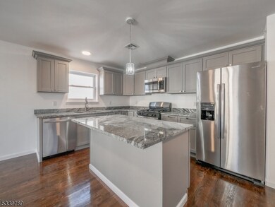 496 S 18th St, Newark, NJ 07103 - photo 5