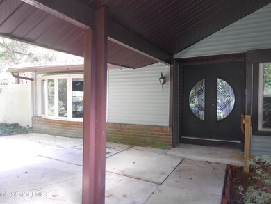 32 Dawes Ct Freehold 004