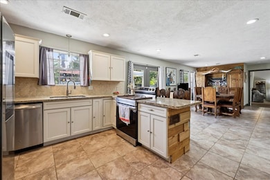 1790 Dublin Dr, Vidor, TX 77662 - photo 5