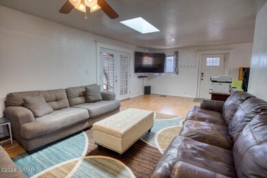 161 N 6th St, Show Low, AZ 85901 - photo 4