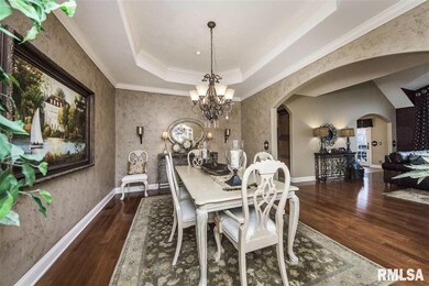 4617 N Thornhill Dr, Peoria, IL 61615 - photo 6