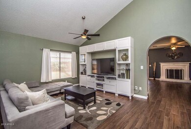 2908 N Pennington AZ-5