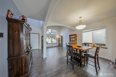 10412 Barry Bridges St SE, Yelm, WA 98597 - photo 6