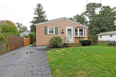 128 Oak Crest Dr, Riverside, RI 02915 - photo 3