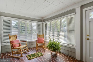 9 Mayo Ave, Annapolis, MD 21403 - photo 2