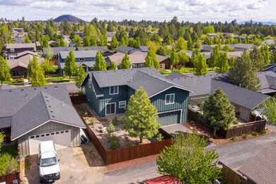 20621 Jayhawk Ln, Bend, OR 97702 - photo 4