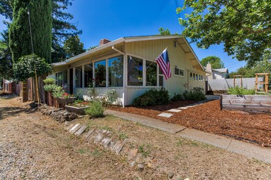2431 North St, Redding, CA 96001 - photo 2