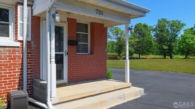 721 Pershing Ave, Middlesex, NJ 08846 - photo 4