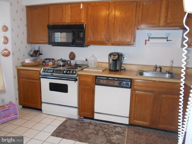 5779 Box Elder Ct, Frederick, MD 21703 - photo 3