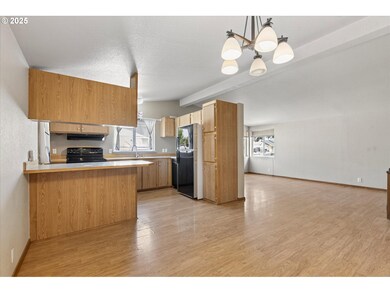 3035 Elm St, Baker City, OR 97814 - photo 4