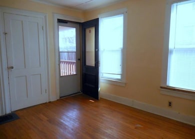 11 Cypress St, Binghamton, NY 13905 - photo 5