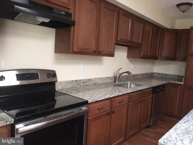 3765 Port Hope Point, Triangle, VA 22172 - photo 6