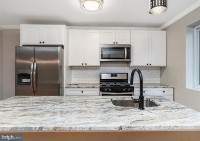 3926 Glenhunt Rd, Baltimore, MD 21229 - photo 2