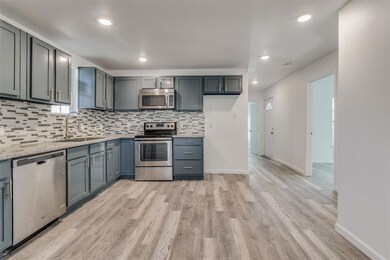 913 Chase St, Denison, TX 75020 - photo 7