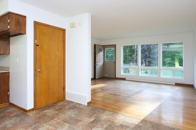 15581 Lakeside Rd, Union Pier, MI 49129 - photo 2