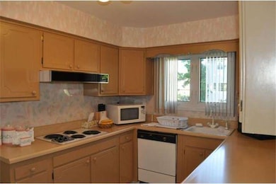 8 Saddle Ln, Cherry Hill, NJ 08002 - photo 5