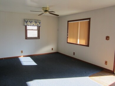 1630 Florence St, Elkhart, IN 46514 - photo 3