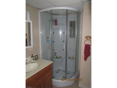 16547 Glenn St, East Liverpool, OH 43920 - photo 6