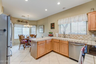 4052 W Hackamore Dr, Phoenix, AZ 85083 - photo 7