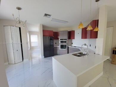 5337 SW 183rd Ave, Miramar, FL 33029 - photo 4