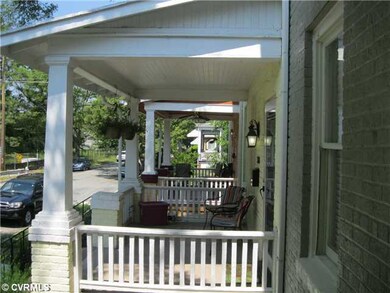 Exterior Front - Overlooking neighborhood of lovel