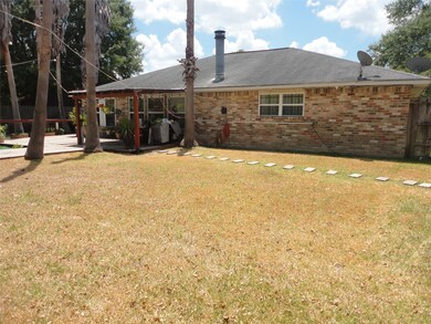 6406 Menwood Cir, Houston, TX 77088 - photo 5