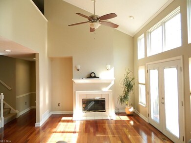 Great Room - Accent Lighting, Ceilin Fan - The Cen