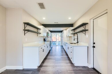 504 W Pepper Place, Mesa, AZ 85201 - photo 7