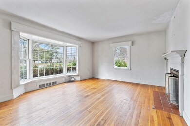 71 McKeen Street_117