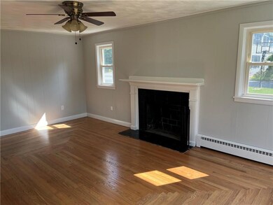 40 Greenfield Rd, Cumberland, RI 02864 - photo 4