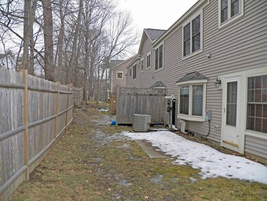 299 Mount Support Rd unit 18, Lebanon, NH 03766 - photo 5