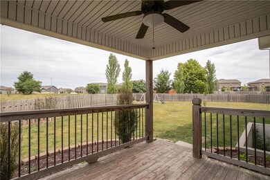 1512 SW Fairfax Rd, Raymore, MO 64083 - photo 4