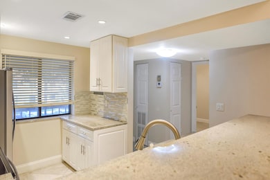 21951 Soundview Terrace unit G207, Boca Raton, FL 33433 - photo 6