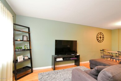 123 Havemeyer Place, Greenwich, CT 06830 - photo 4