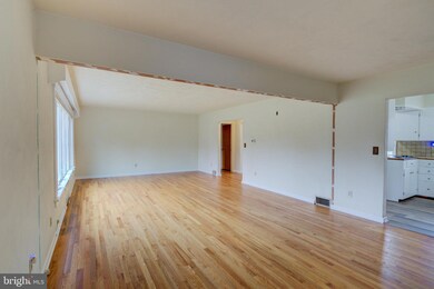 1609 Old Trenton Rd, Princeton Junction, NJ 08550 - photo 7