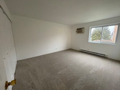 1023 Kuhn Rd unit 4, Carol Stream, IL 60188 - photo 7