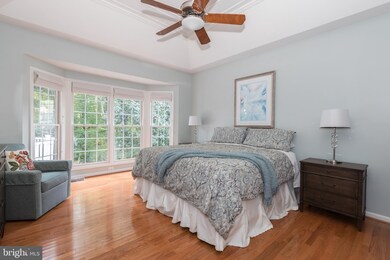 8612 Larkview Ln, Fairfax Station, VA 22039 - photo 2