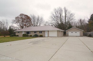 3291 Middleton Pike, Luckey, OH 43443 - photo 2