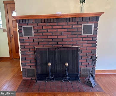 11 1st St, Lewistown, PA 17044 - photo 4