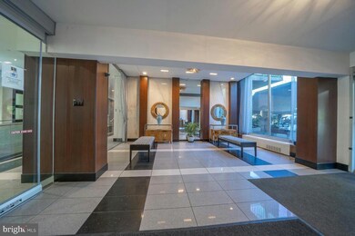 Green Hill Condominiums unit EE-118, Wynnewood, PA 19096 - photo 3