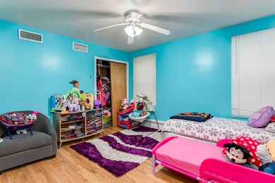 6316 N Mozart St, Chicago, IL 60659 - photo 6